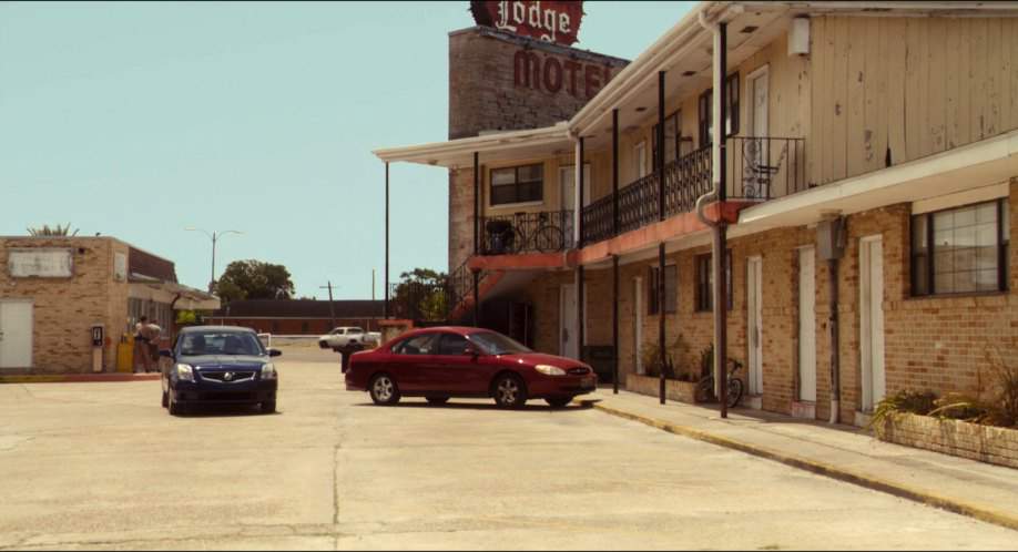 Ford Taurus