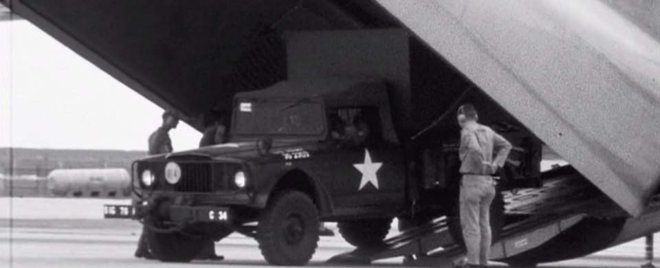 Jeep M-715